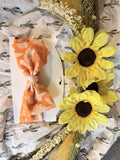 Simple orange bow