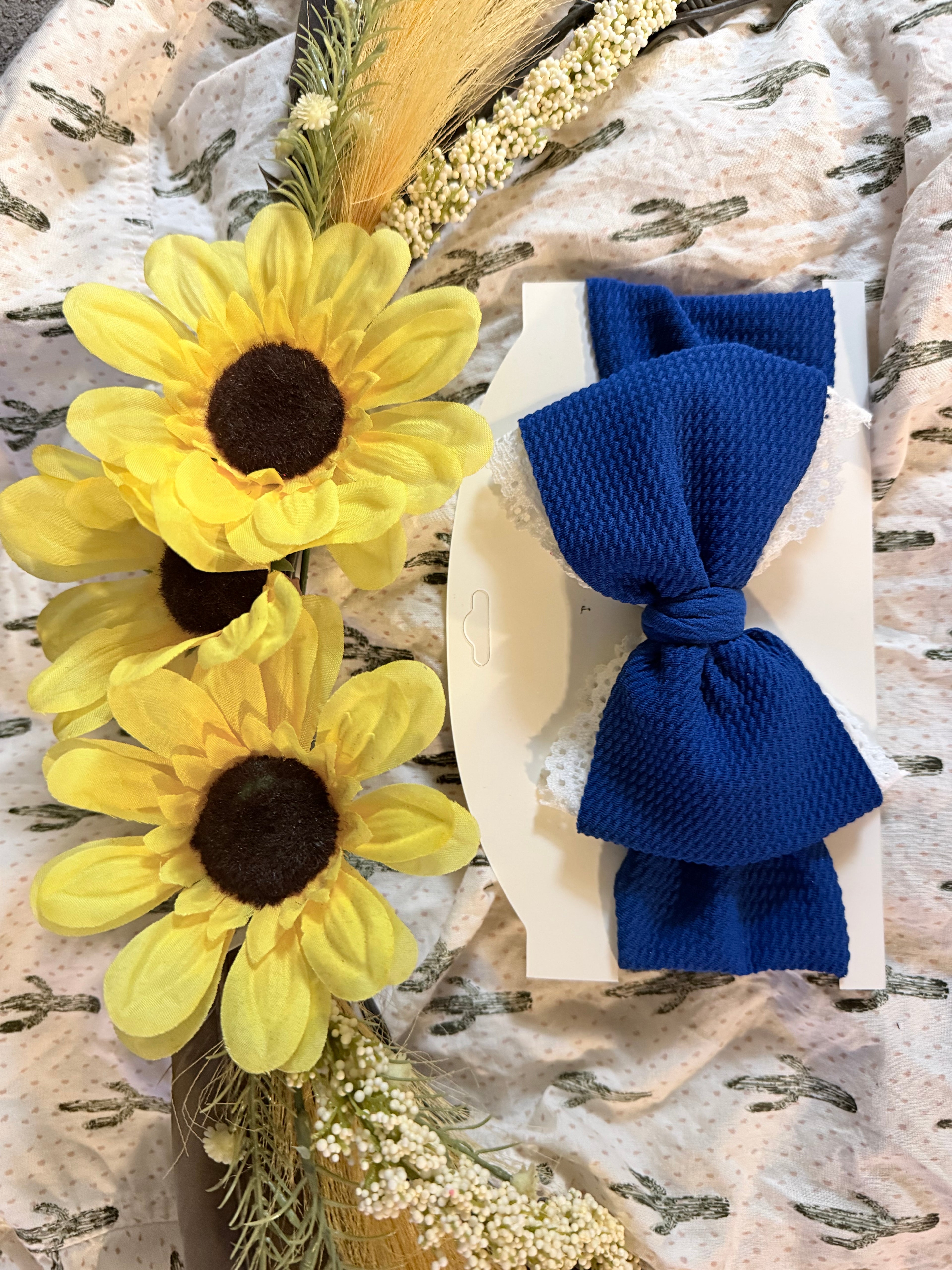 Simple blue bow head wrap