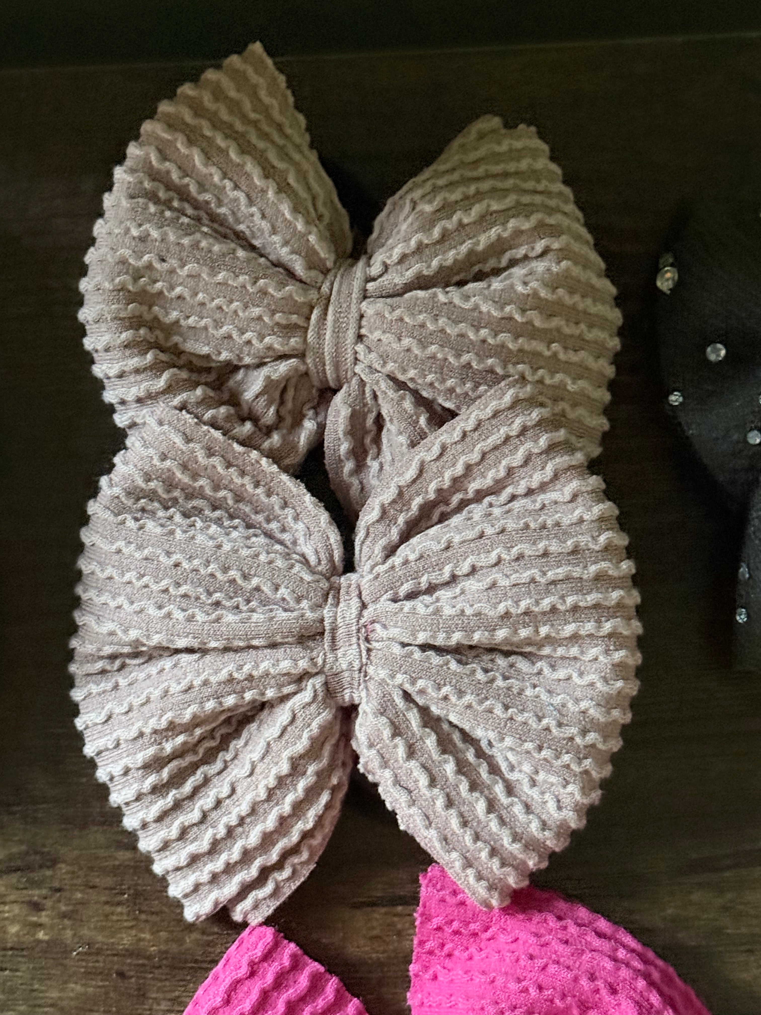 Medium Light pink hair tie piggies