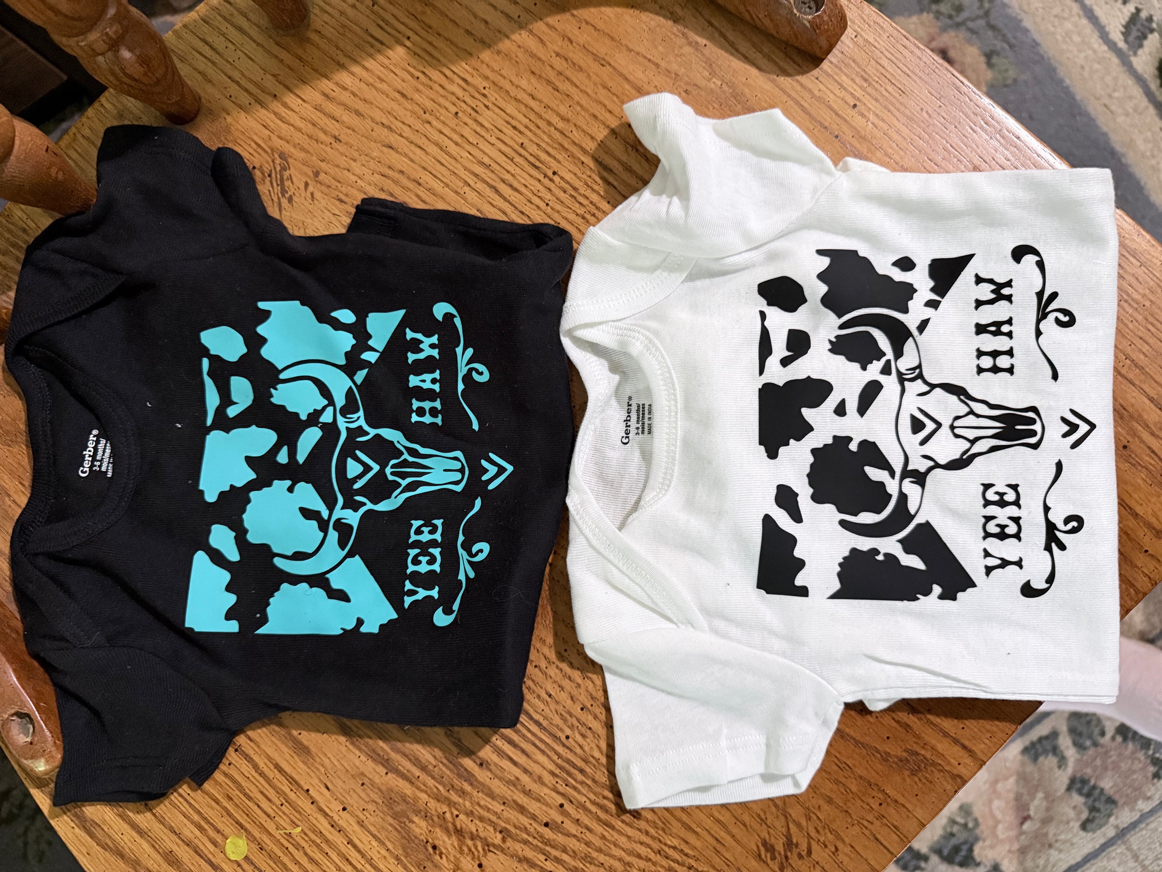 Short Sleeve onsie- Yee Haw with skull - white/black